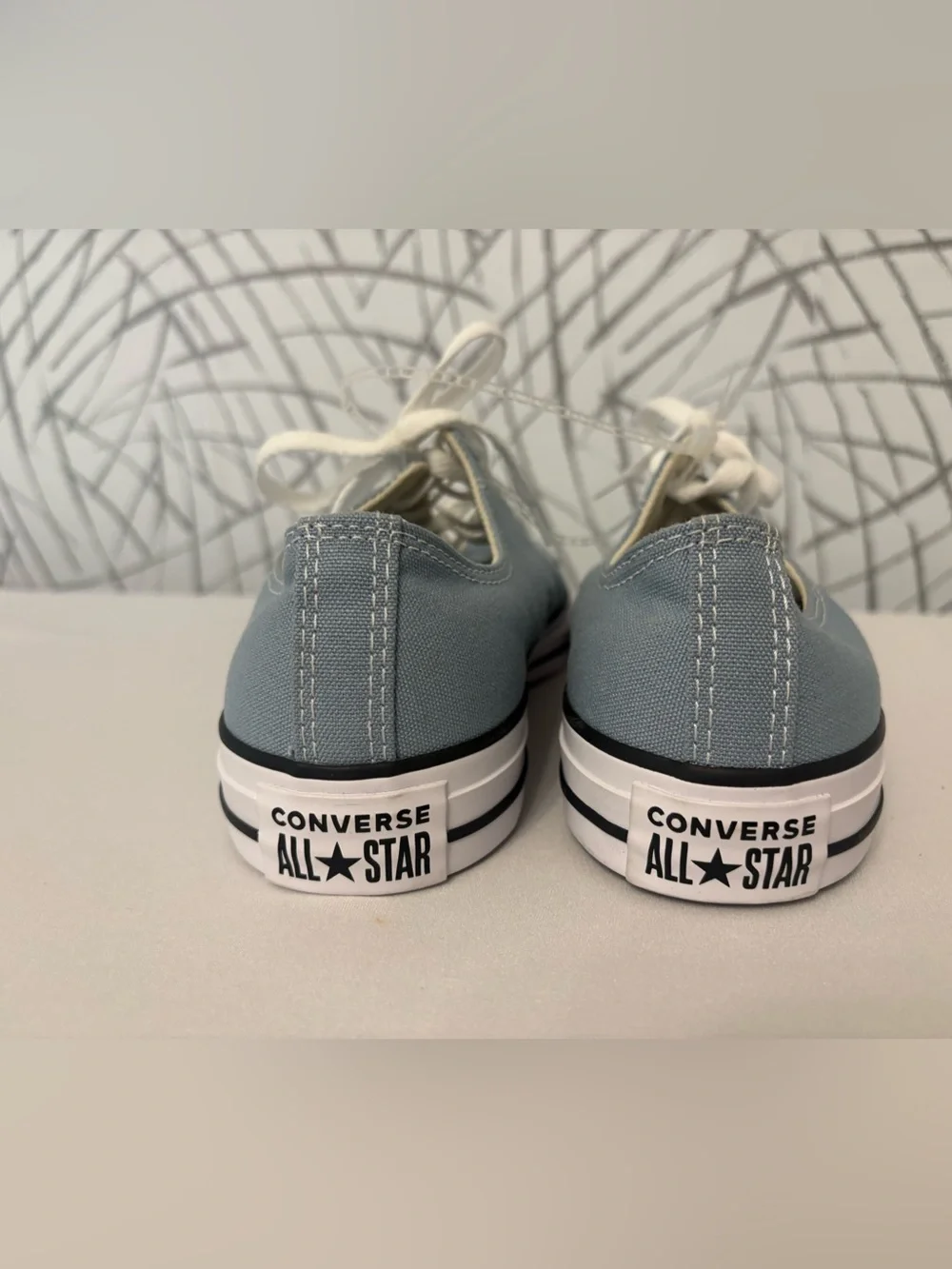 Converse Chuck Taylor All Star low-top sneakers in a light blue - Picture 5 of 11